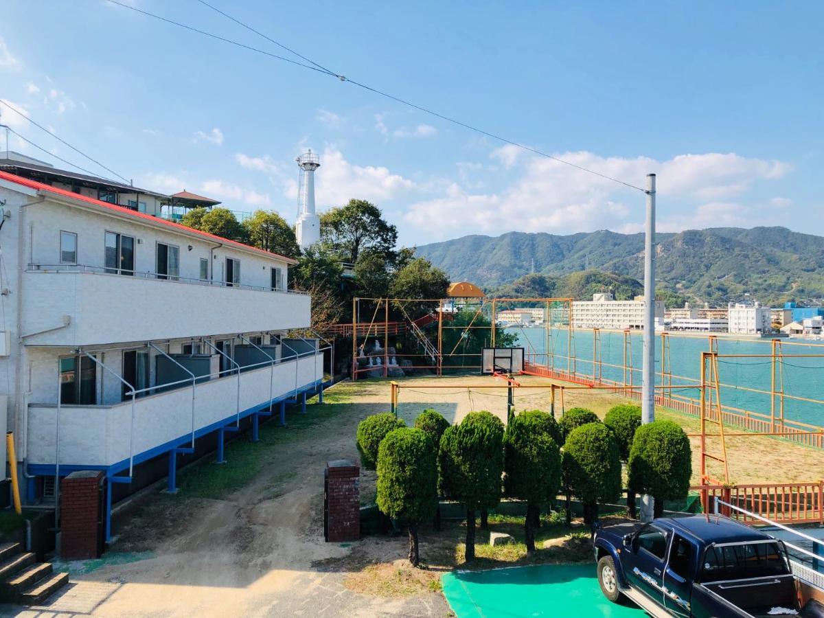 Sea Side Hostel Light House Onomichi Esterno foto
